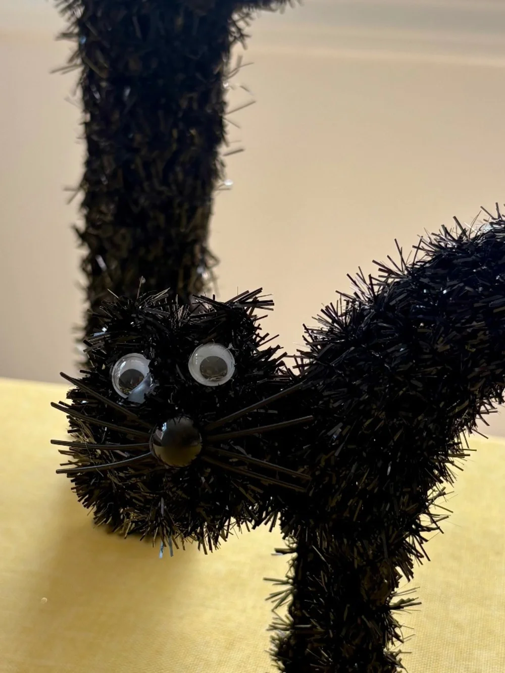 Black Tinsel Arched Back Scaredy Cat Set of 2